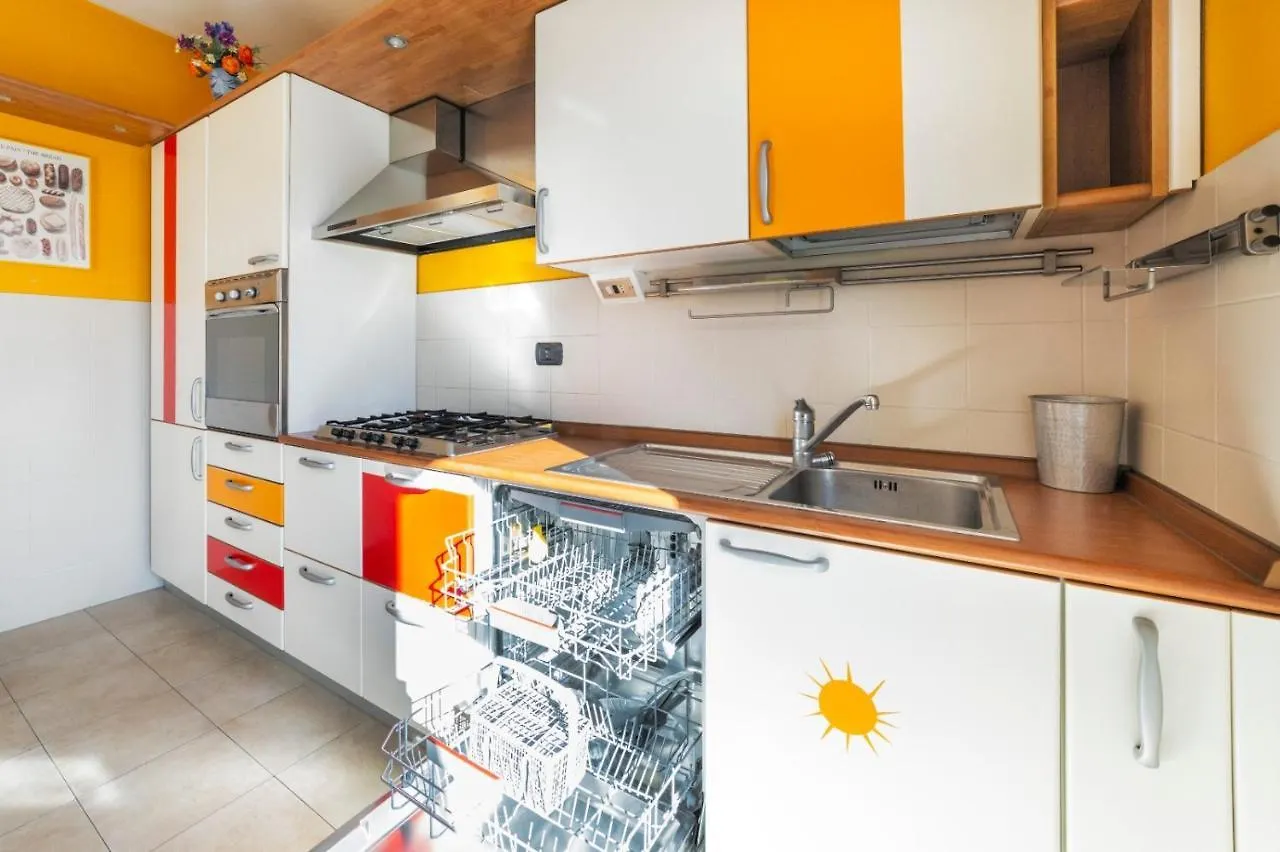 Milano Rogoredo Apartment With Garage