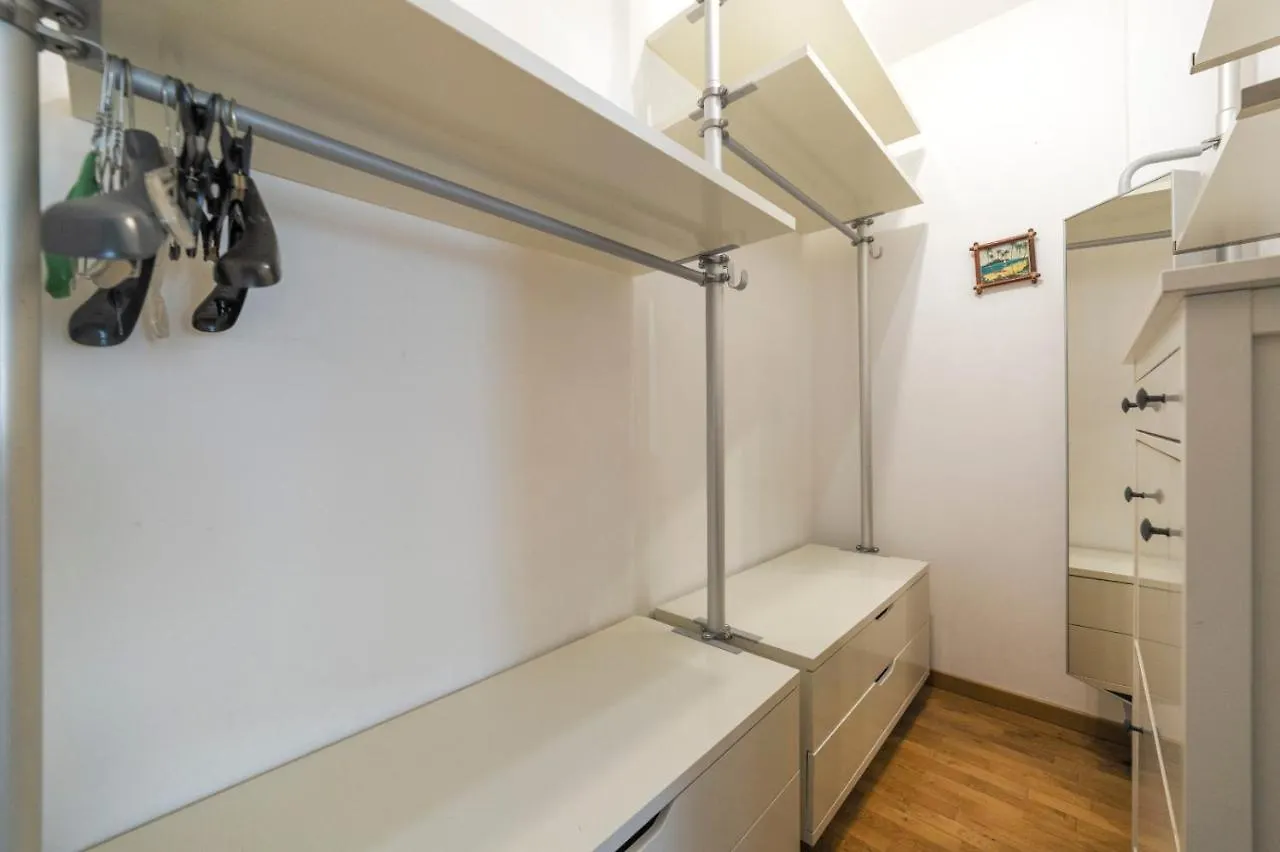 Milano Rogoredo Apartment With Garage Italy