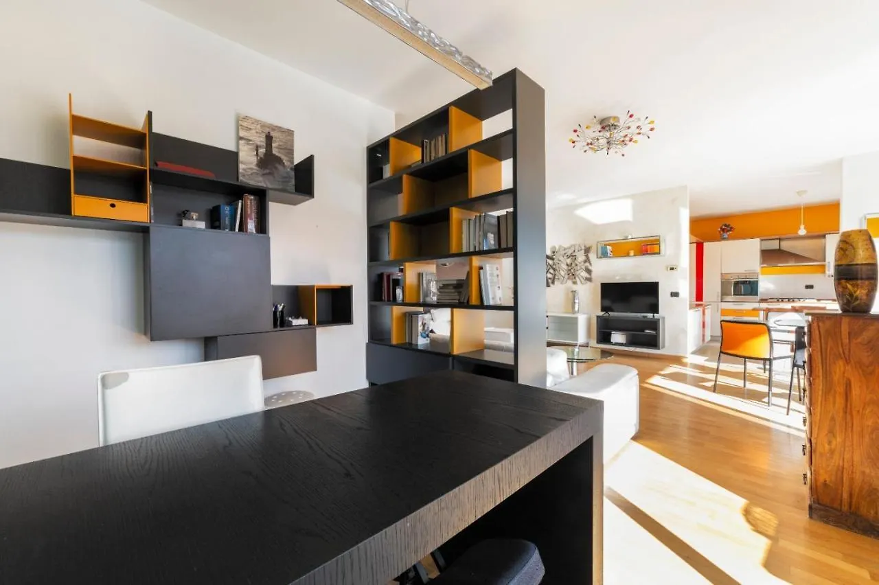 Milano Rogoredo Apartment With Garage 0*, Milan Italy